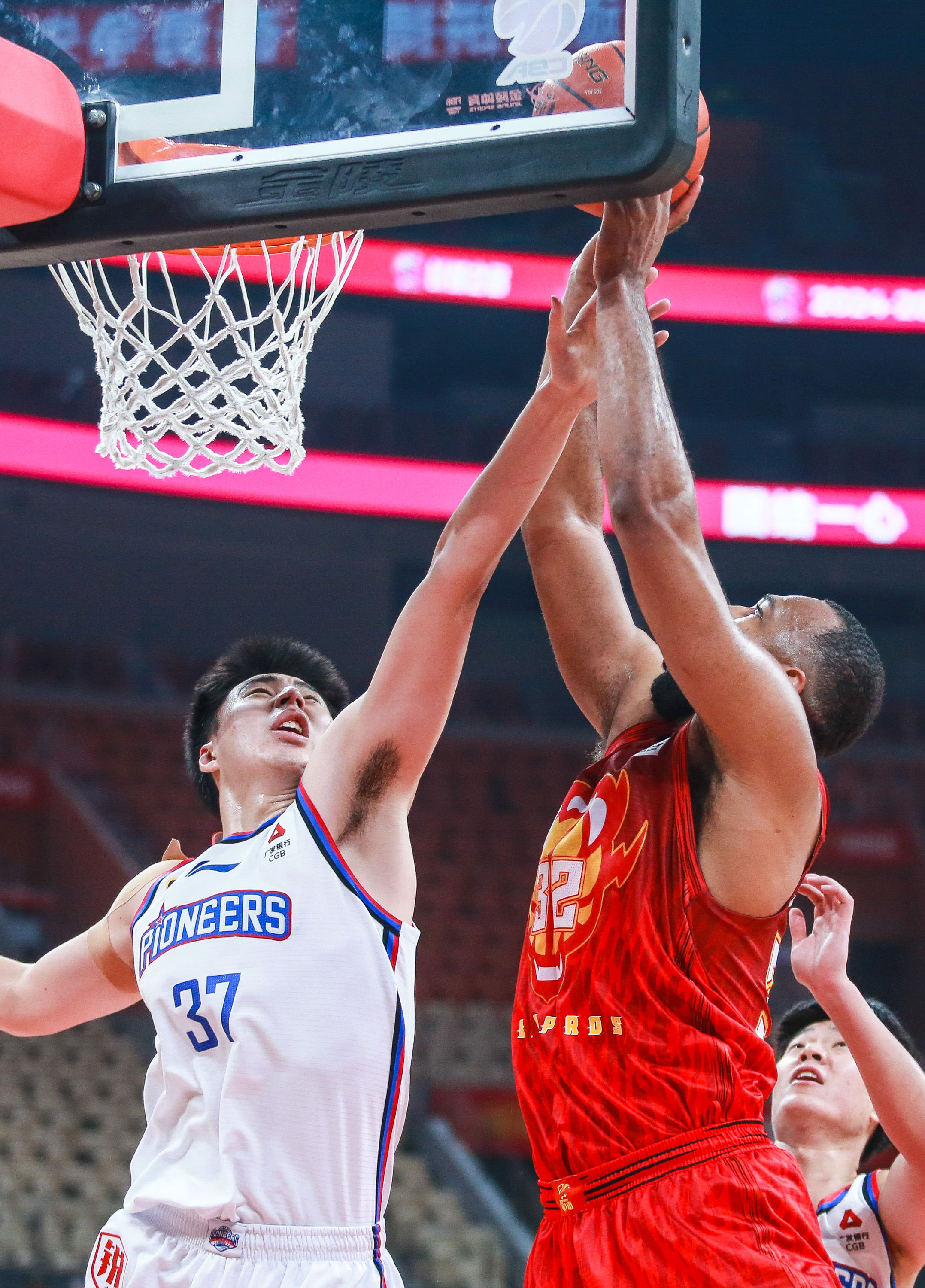 cba篮板球个人排行榜-爱游戏体育