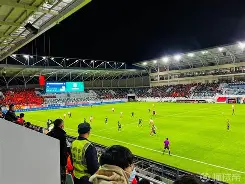 关于赛地聚焦——欧冠加时末段热度飙升，山东泰山更衣室发声，媒体盛赞，球探报告显示潜力的信息-爱游戏